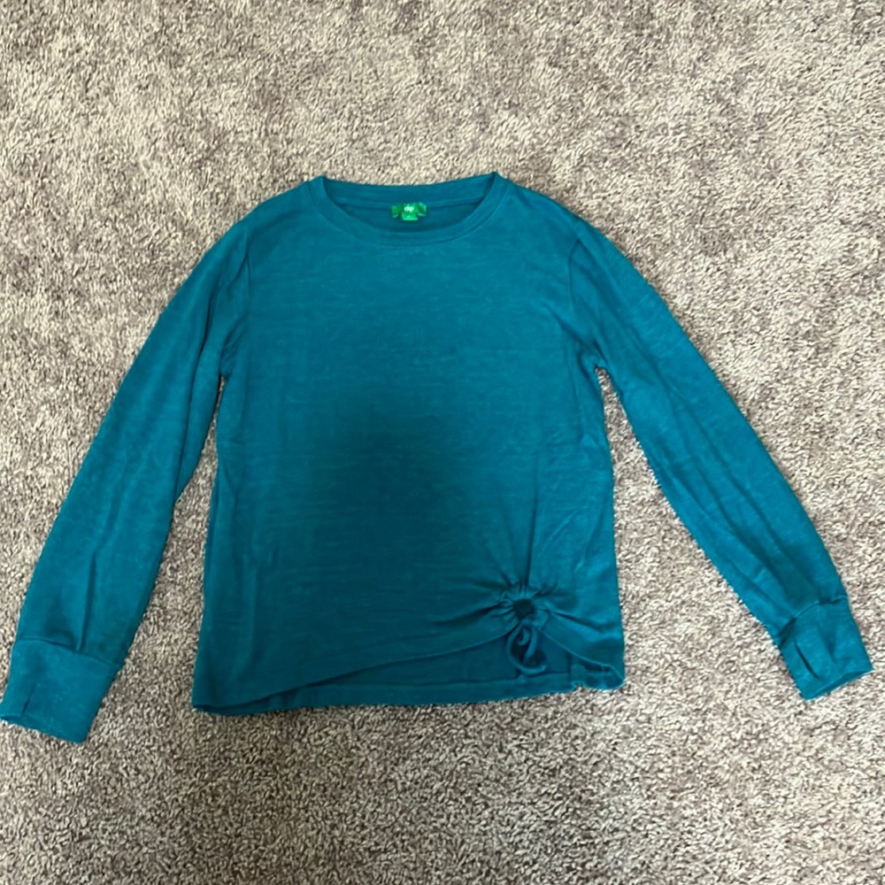Girl's size 8-10 teal long sleeve shirt